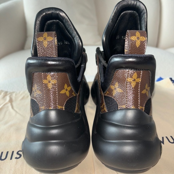 Louis Vuitton Sneakers Black/Monogram Size 36 1/2 - Picture 4 of 8